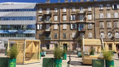 Na Trgu Ivana Klobučarića postavljena tri drvena paviljona za odmor