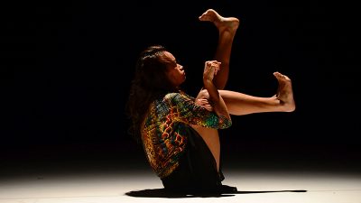 VIDEO Njemačka plesačica Joy Alpuerto Ritter s predstavom „Babae“ zatvara riječki festival suvremenog plesa Port of Dance