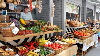 U tijeku su prijave za zakup prodajnih mjesta na riječkoj tržnici za prodaju rasada cvijeća i povrća