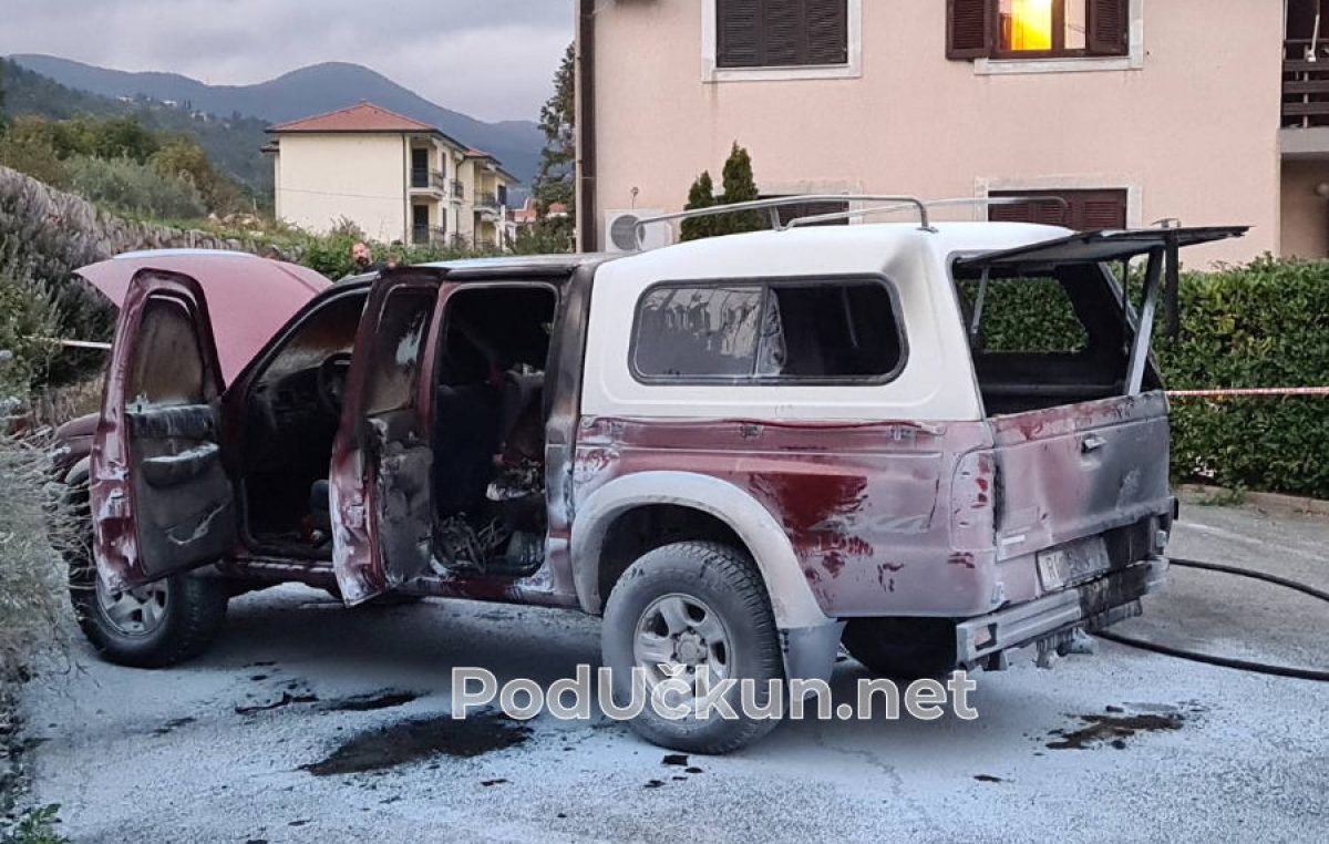 Vatrogasci u Lovranu spriječili katastrofu – Gorio auto s bocom plina i kanistrom benzina