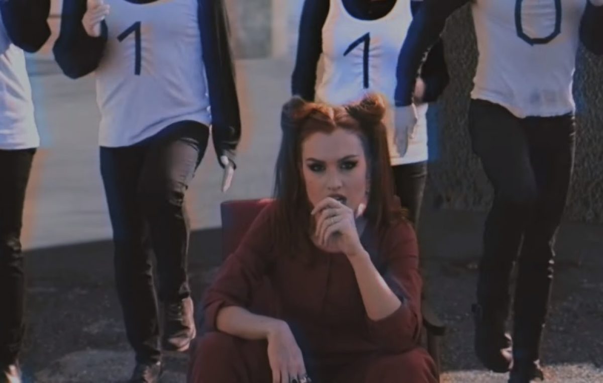 VIDEO Mirna Škrgatić predstavila novi video spot za singl ‘Strašila’
