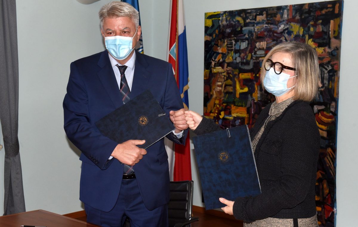 Župan Komadina i rektorica Prijić-Samaržija potpisali sporazum o sufinanciranju studija Logopedije