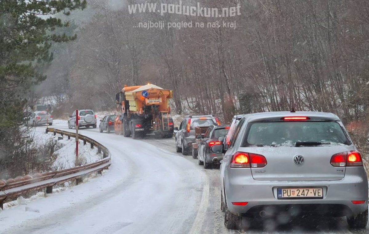 Neodgovorni vozači najčešći uzrok zastoja prometa u vrijeme zimskih uvjeta na cestama