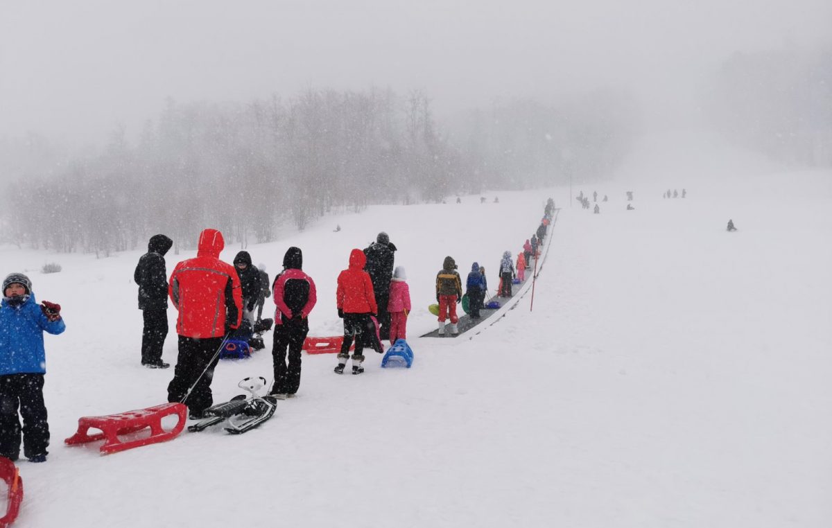 [VIDEO] Zimska idila: Platak u okrilju pahuljica i danas pod ‘opsadom’ ljubitelja skijanja i sanjkanja