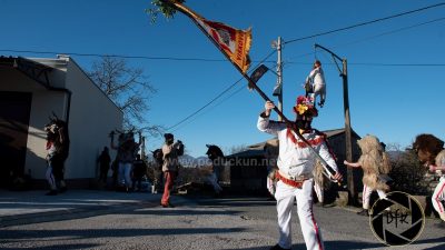 [FOTO/VIDEO] Halubajski zvončari održali tradicionalni pohod na Pusnu nedeju