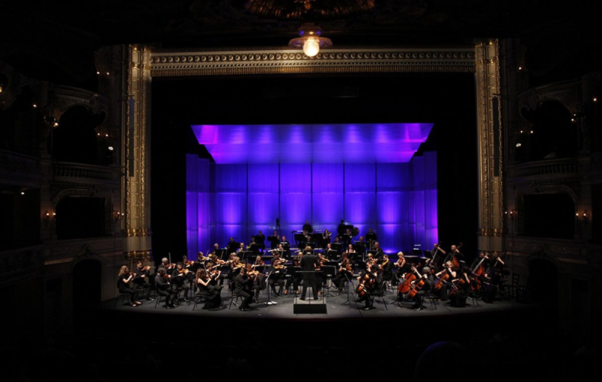 U sjećanje na maestra Miroslava Homena riječki će simfonijski orkestar u dva navrata izvesti koncert „Mozart, Strauss: Čežnja za vječnošću“