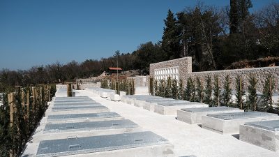 Kostrena objavila Javni poziv za dodjelu novih grobnih mjesta na groblju u Svetoj Luciji