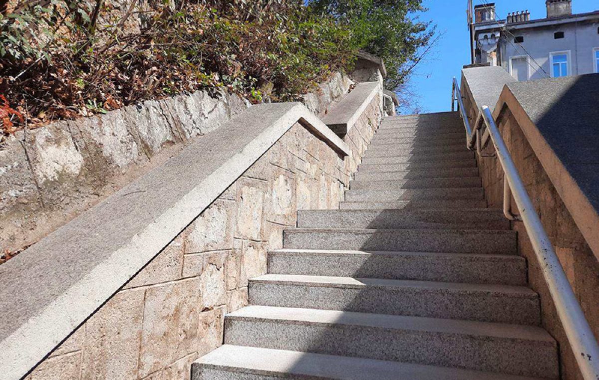 KBC Rijeka – Dovršena obnova stepenica na riječkom lokalitetu