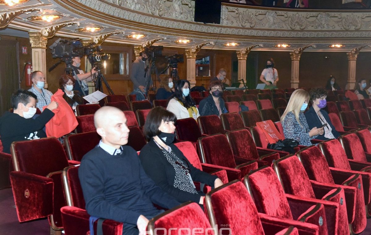 [FOTO] Međunarodna konferencija “Prevencijom do kulture nenasilja” održana u HNK Ivana pl. Zajca