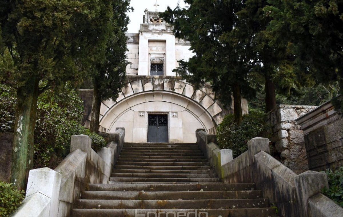 Groblje Kozala zadnje je počivalište brojnih znamenitih imena: Grad Rijeka daje novac za sanaciju ruiniranih grobnica