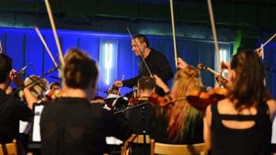 „No Return to Normality“: Turneja No Borders Orchestra započinje u Rijeci