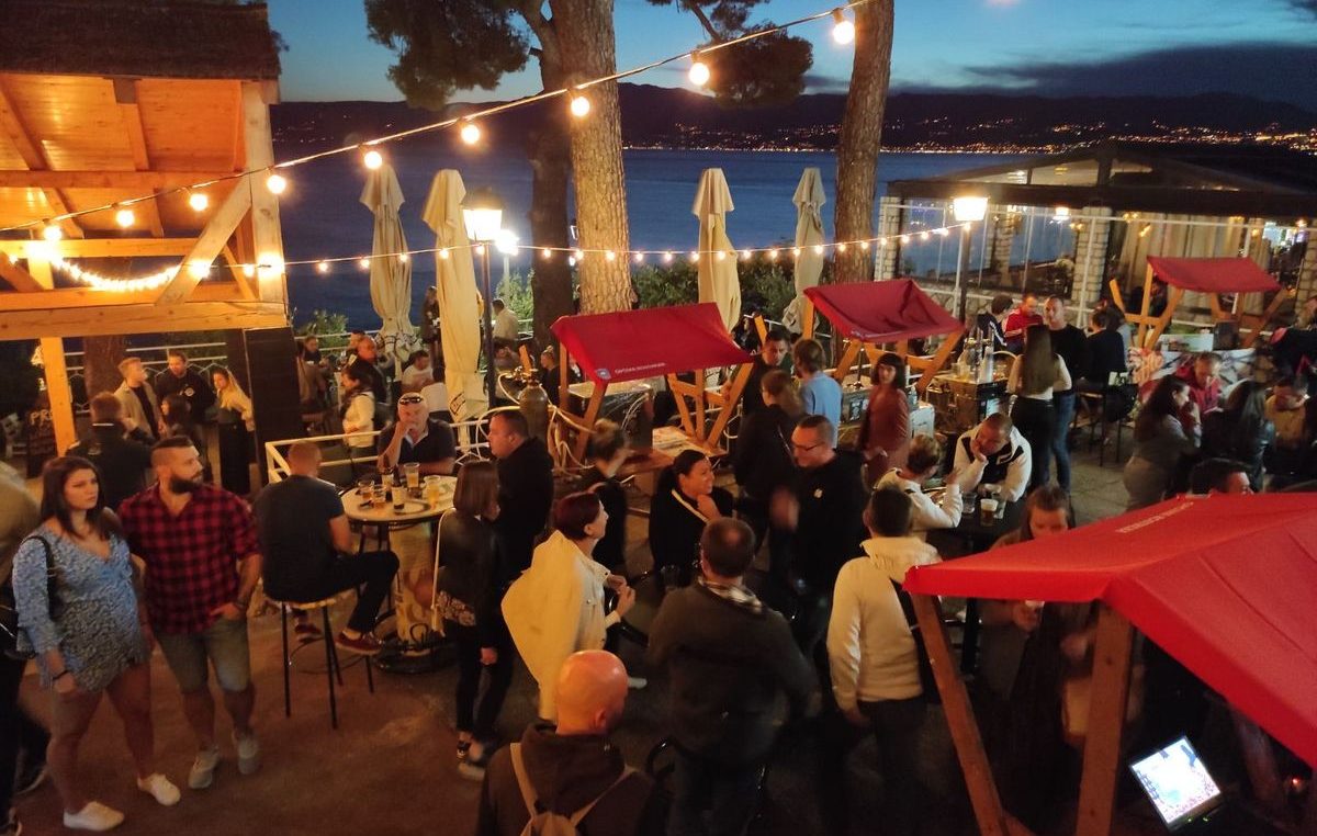 Vikend za pamćenje u Kostreni: Quorum Garden Beer & Food Experinece privukao mnoge posjetitelje