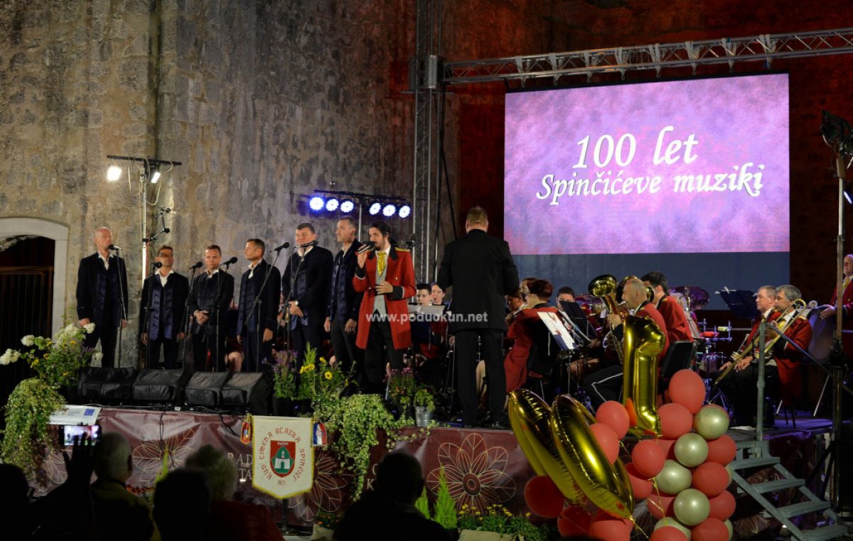 [VIDEO/FOTO] Svečanim koncertom na Crekvini Spinčićeva muzika obilježila stotu obljetnicu