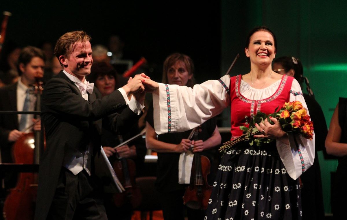 Otvorena koncertna sezona u riječkom HNK: Publika ovacijama ispratila Maidu Hundeling i goste