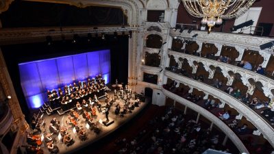 [VIDEO] Mozartovo grandiozno djelo „Requiem“ sinoć izvedeno u „Zajcu“