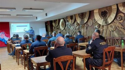 U Rijeci održana edukacija policijskih službenika interventne policije o mehanizmima zaštite temeljnih prava u zaštiti državne granice